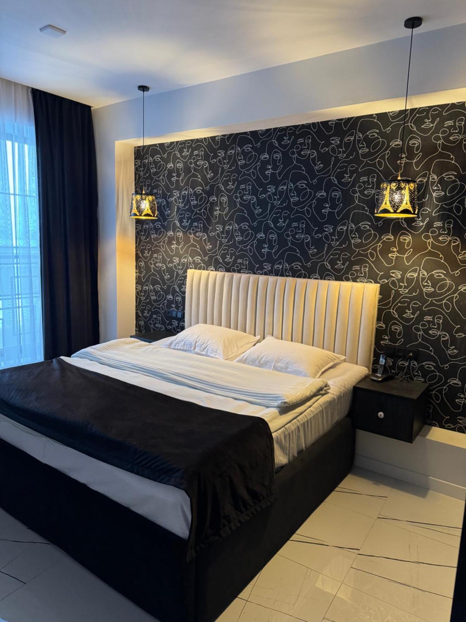 Hotel Lux Plaza P'arak'ar Exterior foto